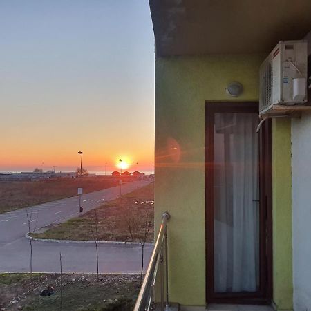 Alegria Summerland Mamaia Εξωτερικό φωτογραφία